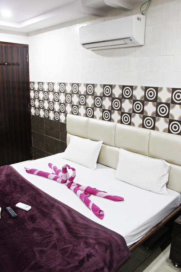 Hotel Shikhar Inn Ujjain Eksteriør bilde
